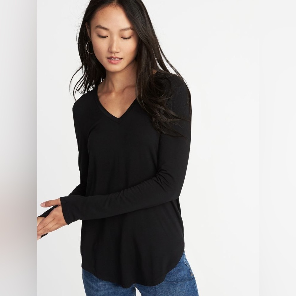 Old Navy Black V-Neck Long Sleeve Top